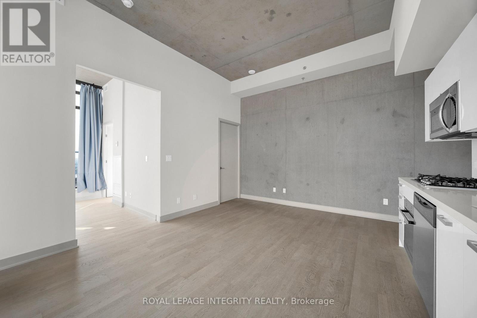 802 - 203 Catherine Street, Ottawa, Ontario  K2P 1J5 - Photo 18 - X12455504
