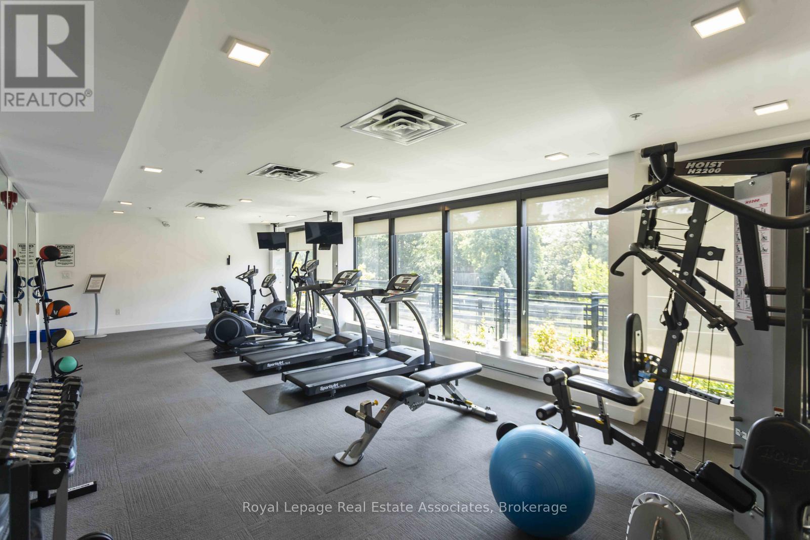 333 - 3170 Erin Mills Parkway, Mississauga, Ontario  L5L 0B6 - Photo 30 - W12455478
