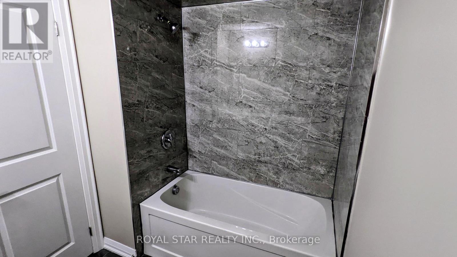 Bsmt - 4051 Dunmow Crescent, Mississauga, Ontario  L4Z 1E1 - Photo 13 - W12455486