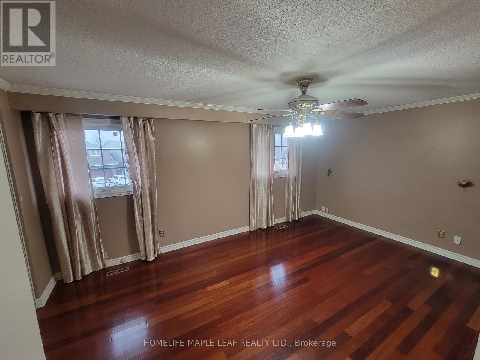 Upper - 4 Ashurst Crescent, Brampton, Ontario  L6V 3N8 - Photo 8 - W12455490