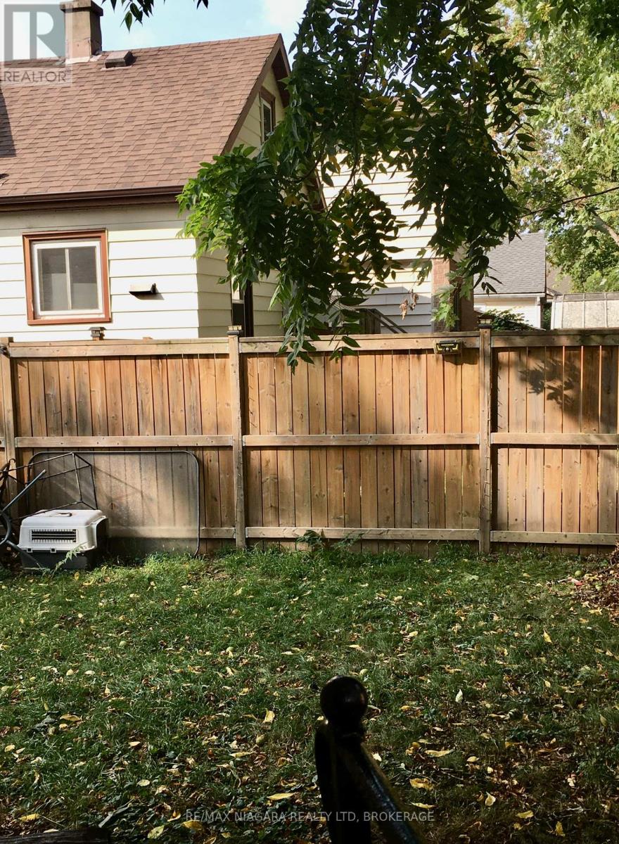 163 Welland Avenue, St. Catharines, Ontario  L2R 2N9 - Photo 26 - X12455533