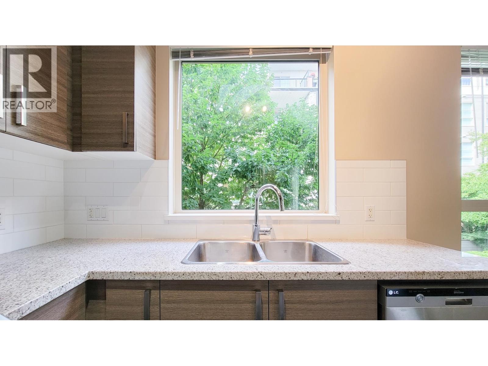 204 1150 Kensal Place, Coquitlam, British Columbia  V3B 0H4 - Photo 10 - R3057169