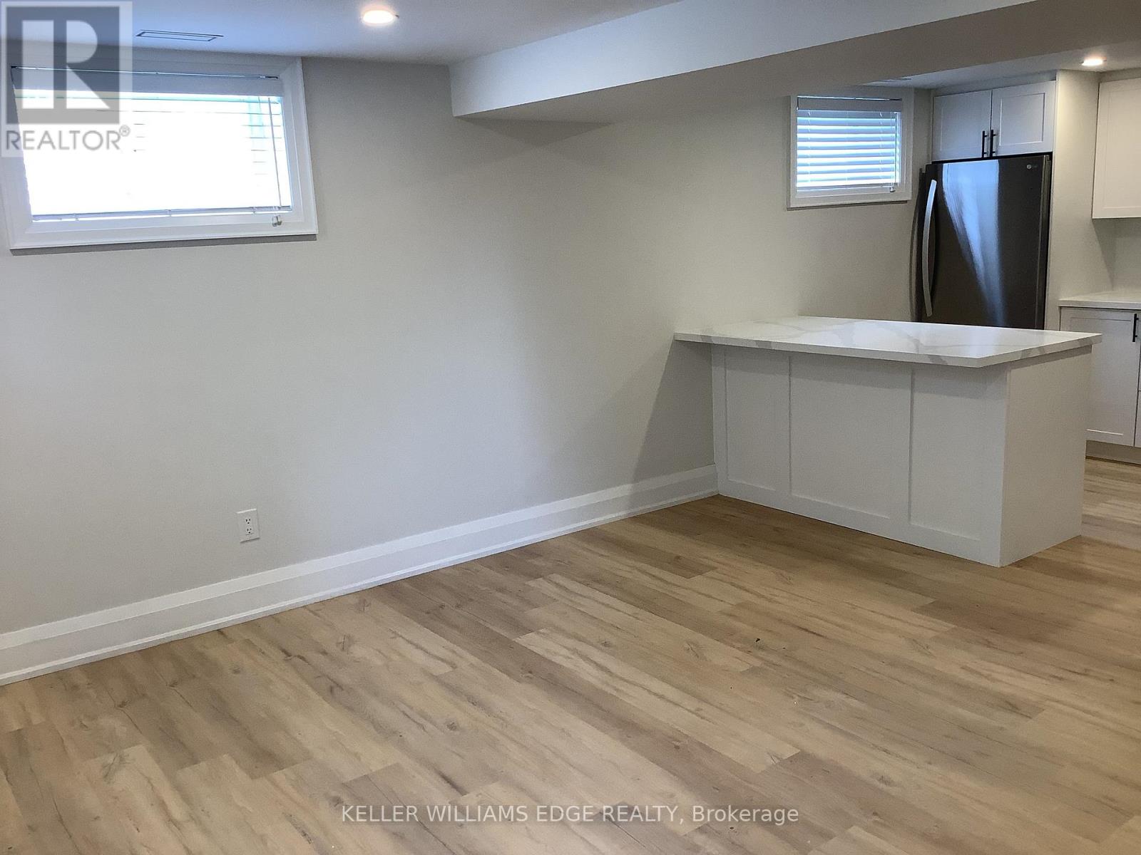 2 - 229 West 18th Street, Hamilton, Ontario  L9C 4H1 - Photo 3 - X12455489
