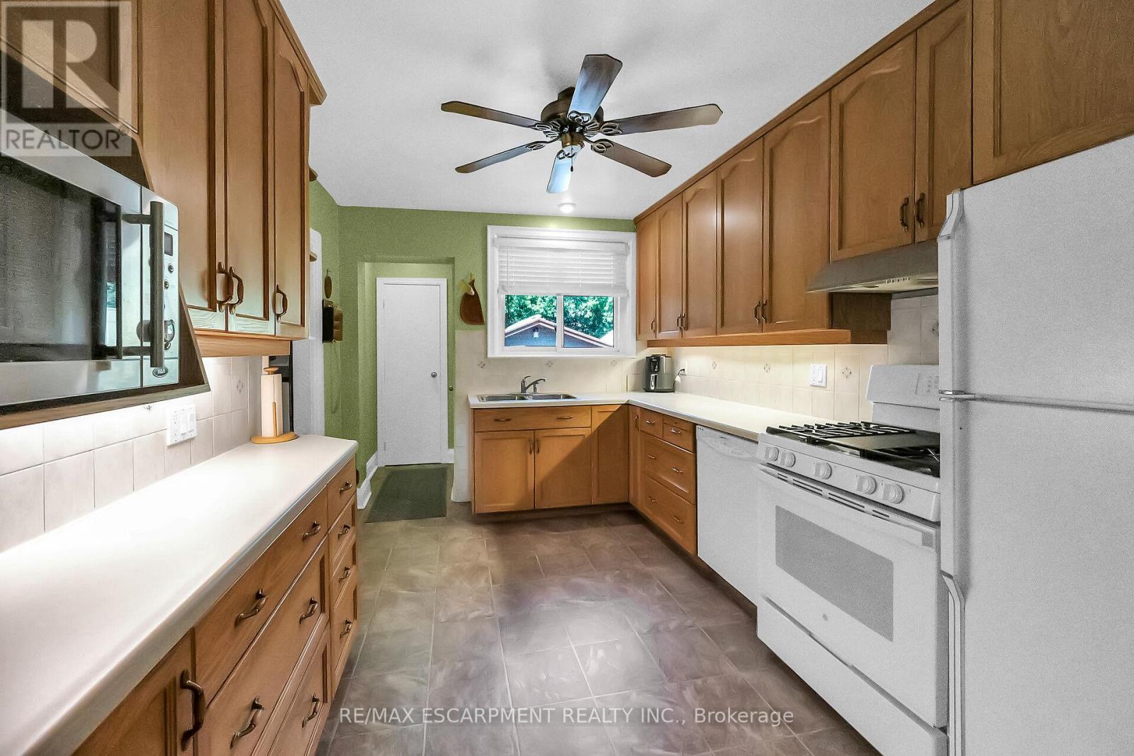 274 Ottawa Street S, Hamilton, Ontario  L8K 2G1 - Photo 16 - X12455503
