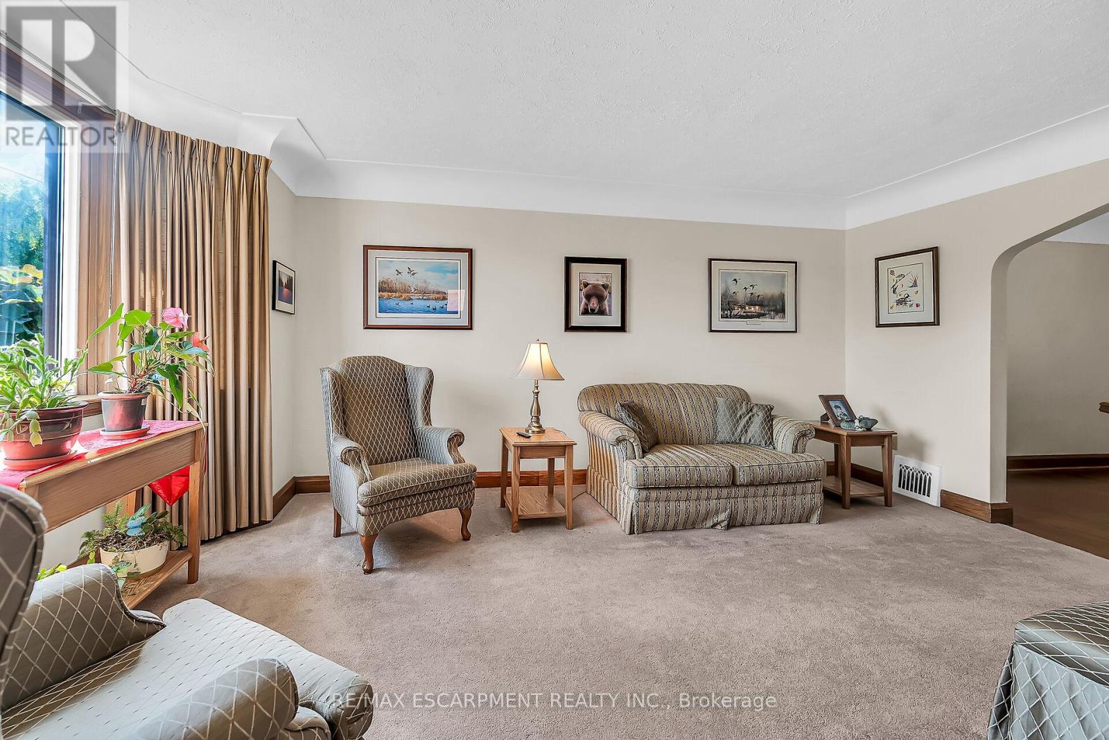 274 Ottawa Street S, Hamilton, Ontario  L8K 2G1 - Photo 6 - X12455503