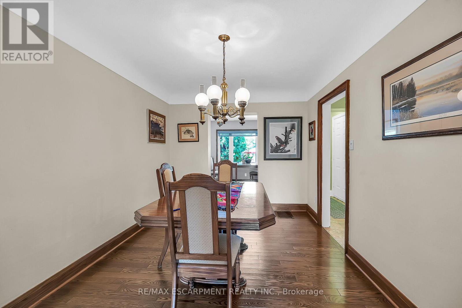 274 Ottawa Street S, Hamilton, Ontario  L8K 2G1 - Photo 9 - X12455503