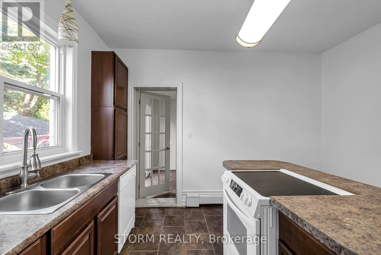 239 1st Street E, Cornwall, Ontario  K6H 1K9 - Photo 16 - X12455525