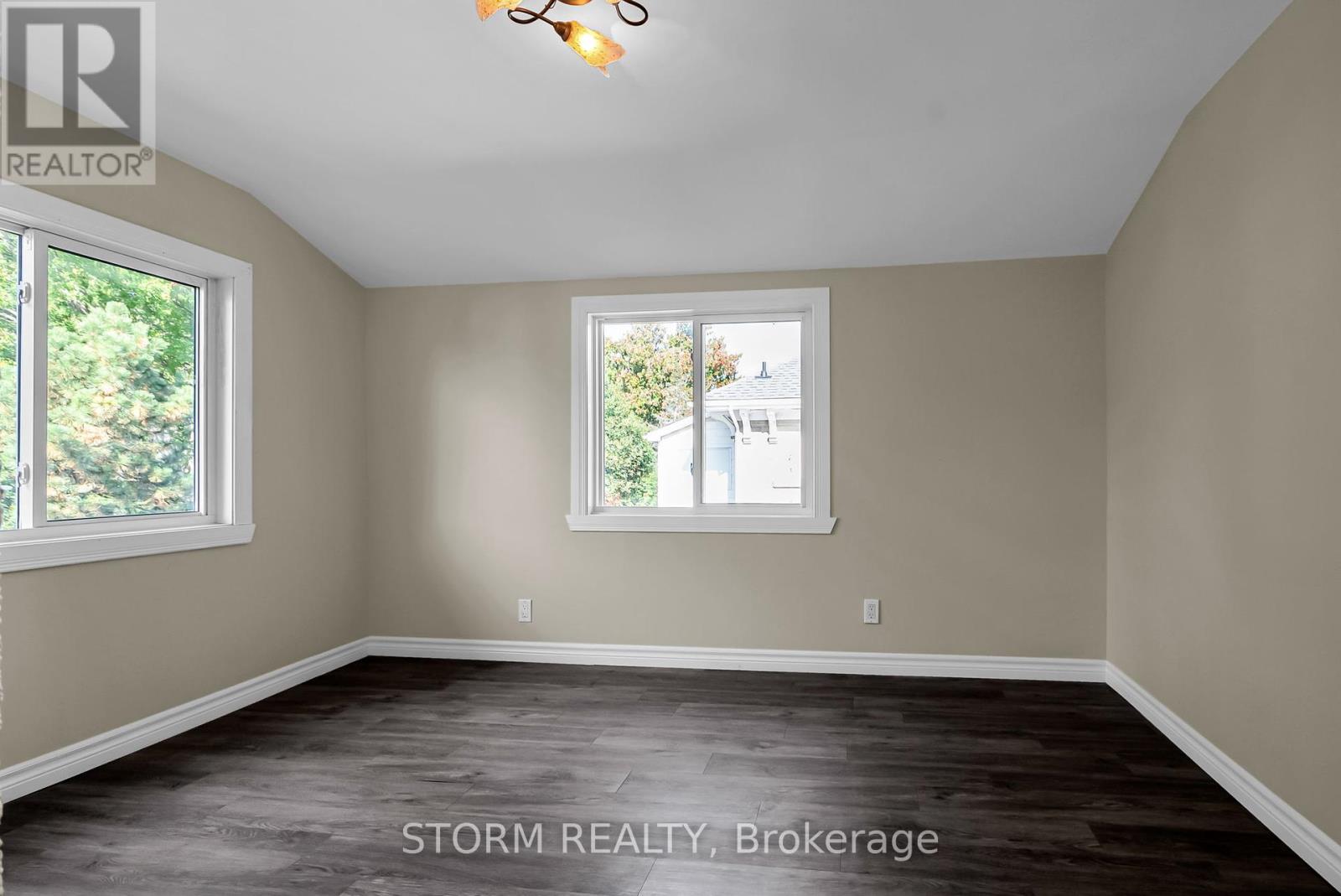 239 1st Street E, Cornwall, Ontario  K6H 1K9 - Photo 33 - X12455525
