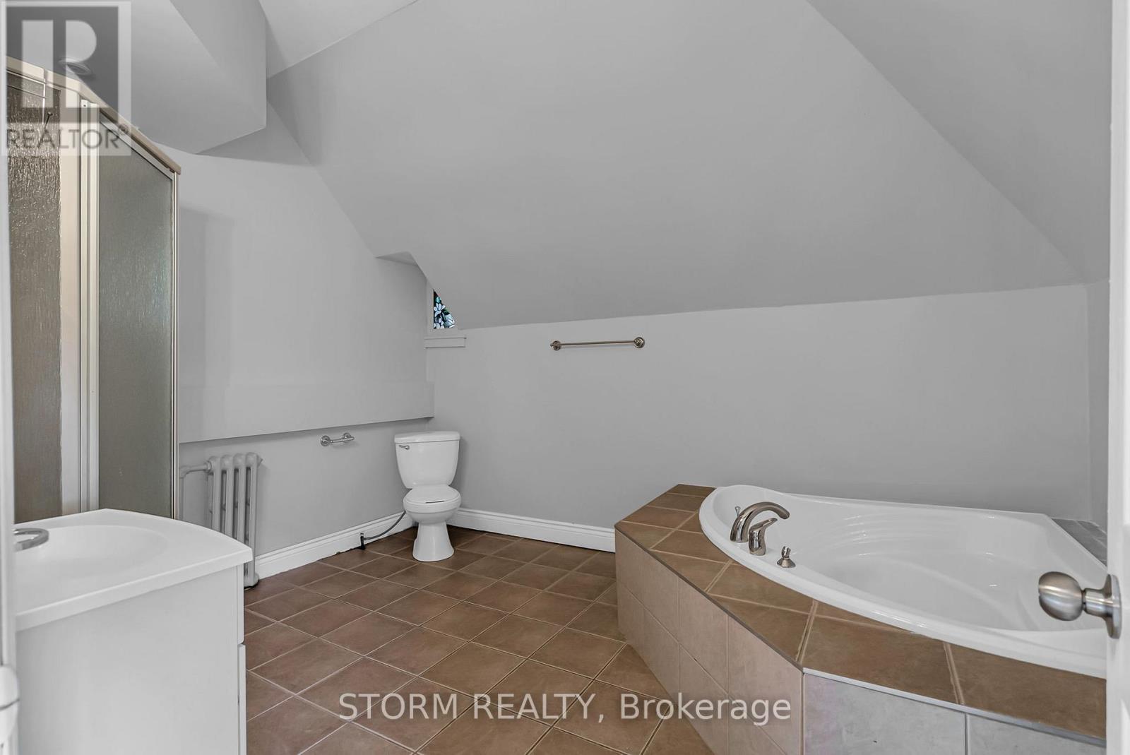 239 1st Street E, Cornwall, Ontario  K6H 1K9 - Photo 43 - X12455525