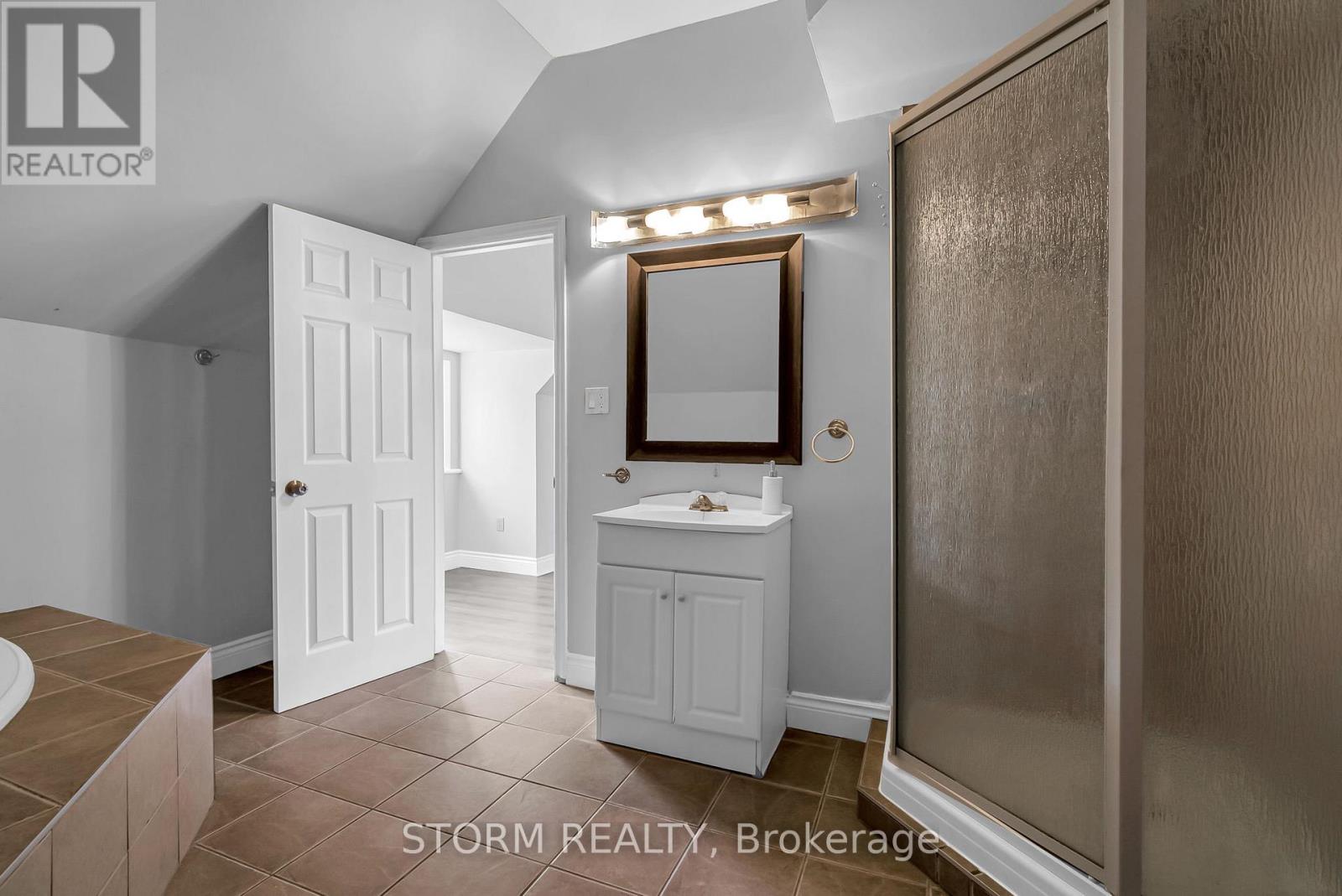 239 1st Street E, Cornwall, Ontario  K6H 1K9 - Photo 44 - X12455525