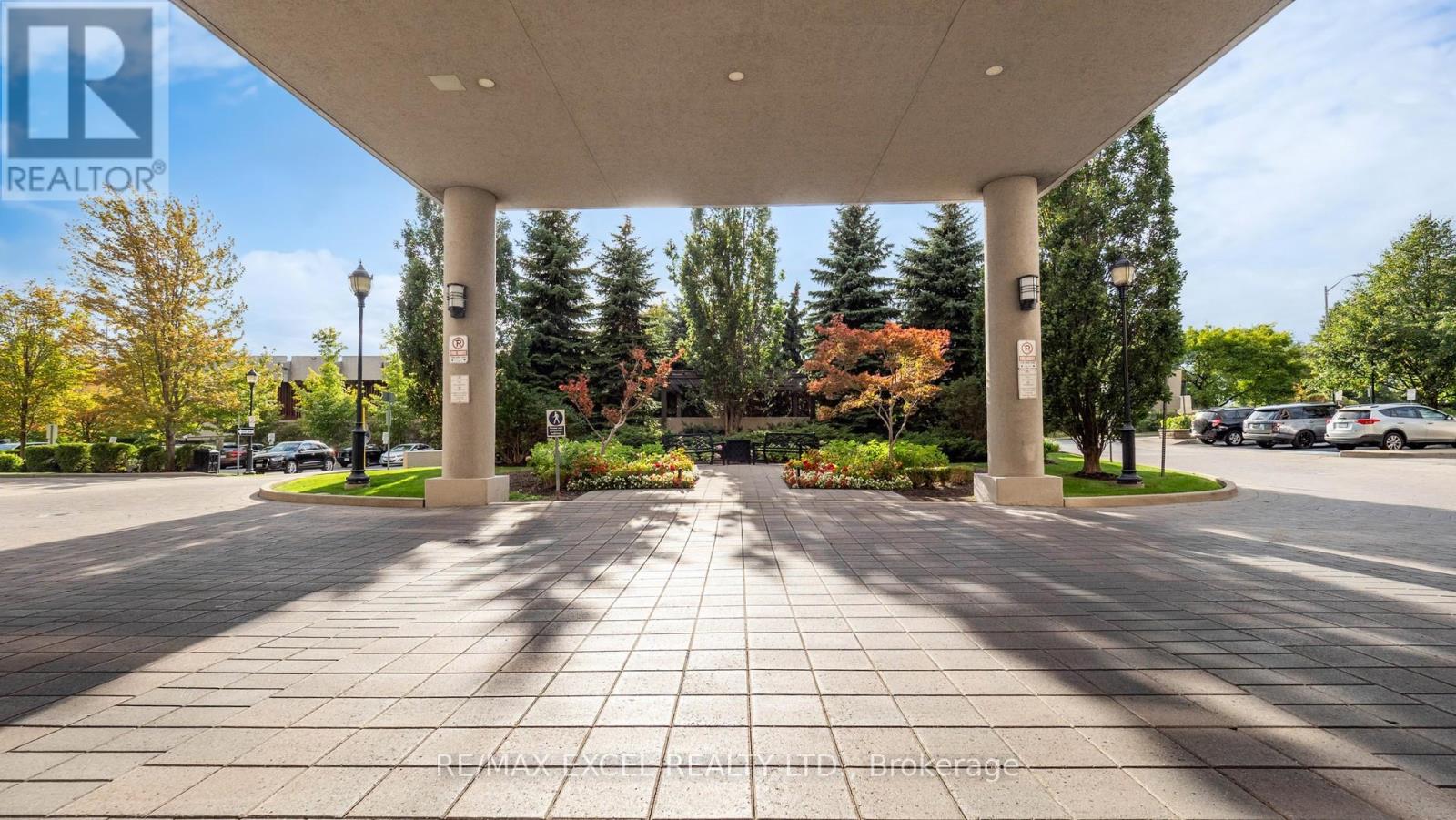 1204 - 135 Wynford Drive, Toronto, Ontario  M3C 0J4 - Photo 5 - C12455187