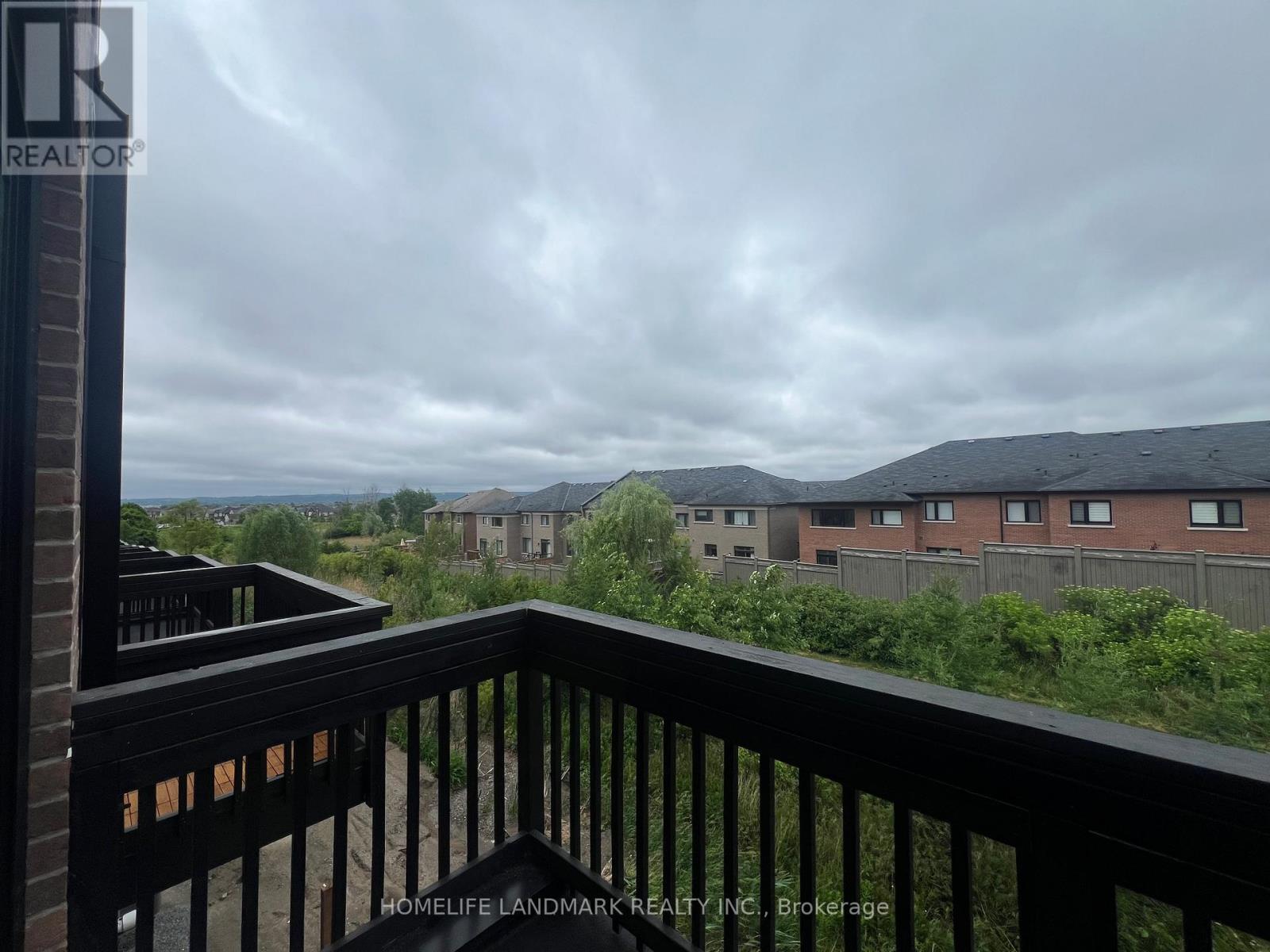 4 Chestnut Court, Aurora, Ontario  L4G 4A4 - Photo 14 - N12455128