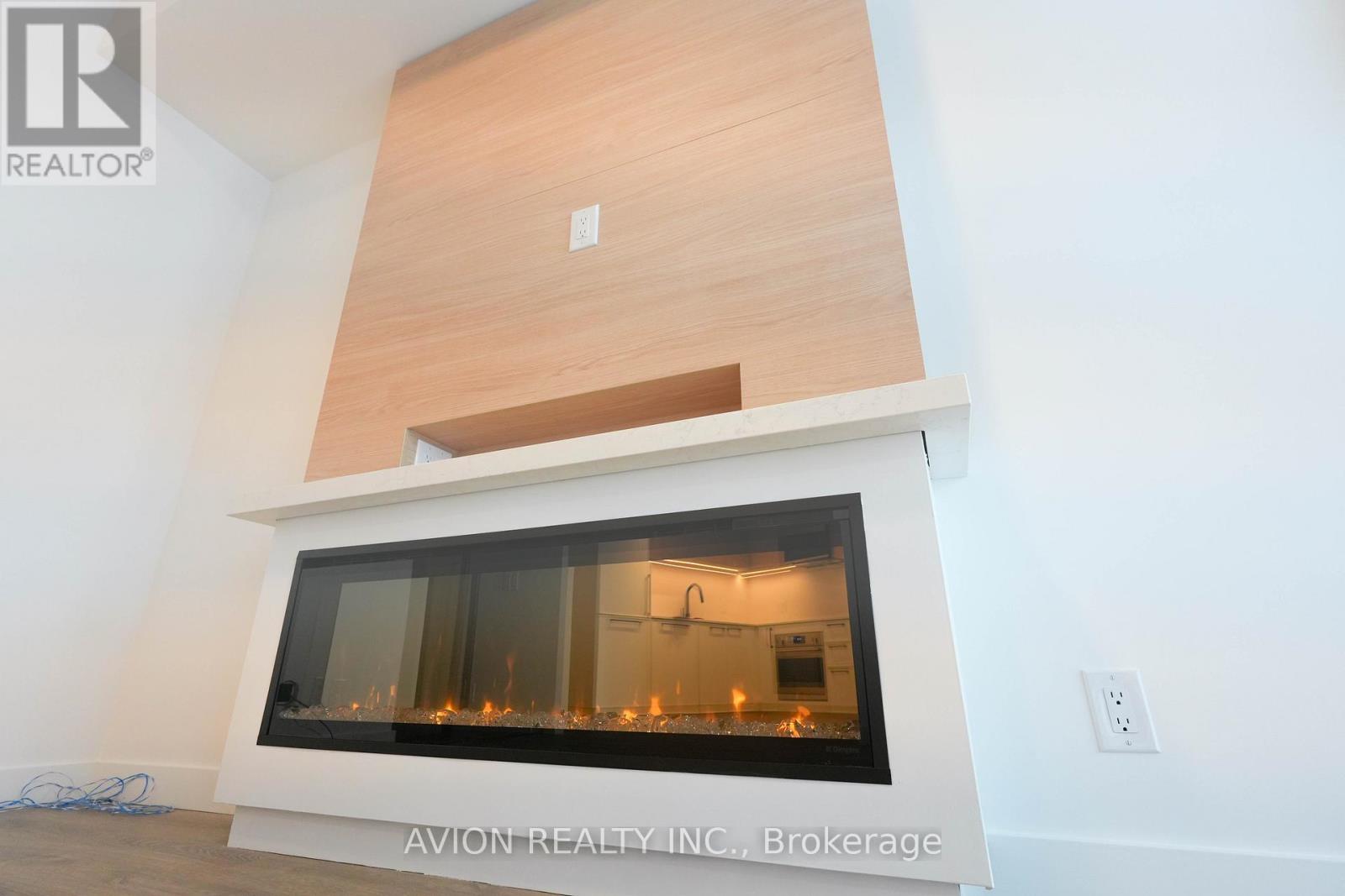 1315 - 1050 Eastern Avenue, Toronto, Ontario  M4L 0B7 - Photo 6 - E12455516