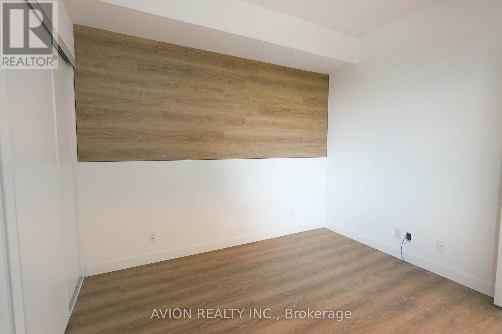 1315 - 1050 Eastern Avenue, Toronto, Ontario  M4L 0B7 - Photo 8 - E12455516