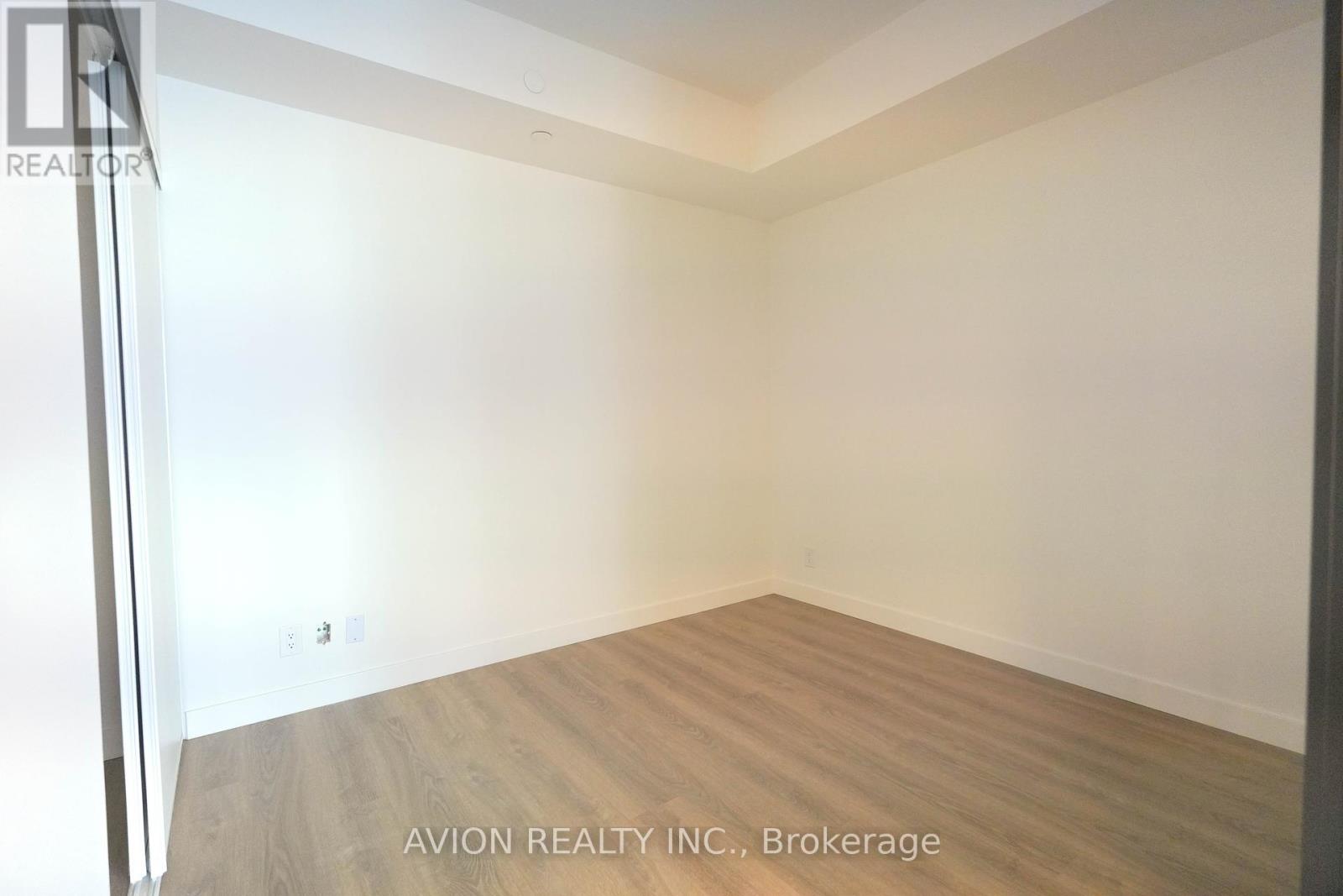1315 - 1050 Eastern Avenue, Toronto, Ontario  M4L 0B7 - Photo 9 - E12455516