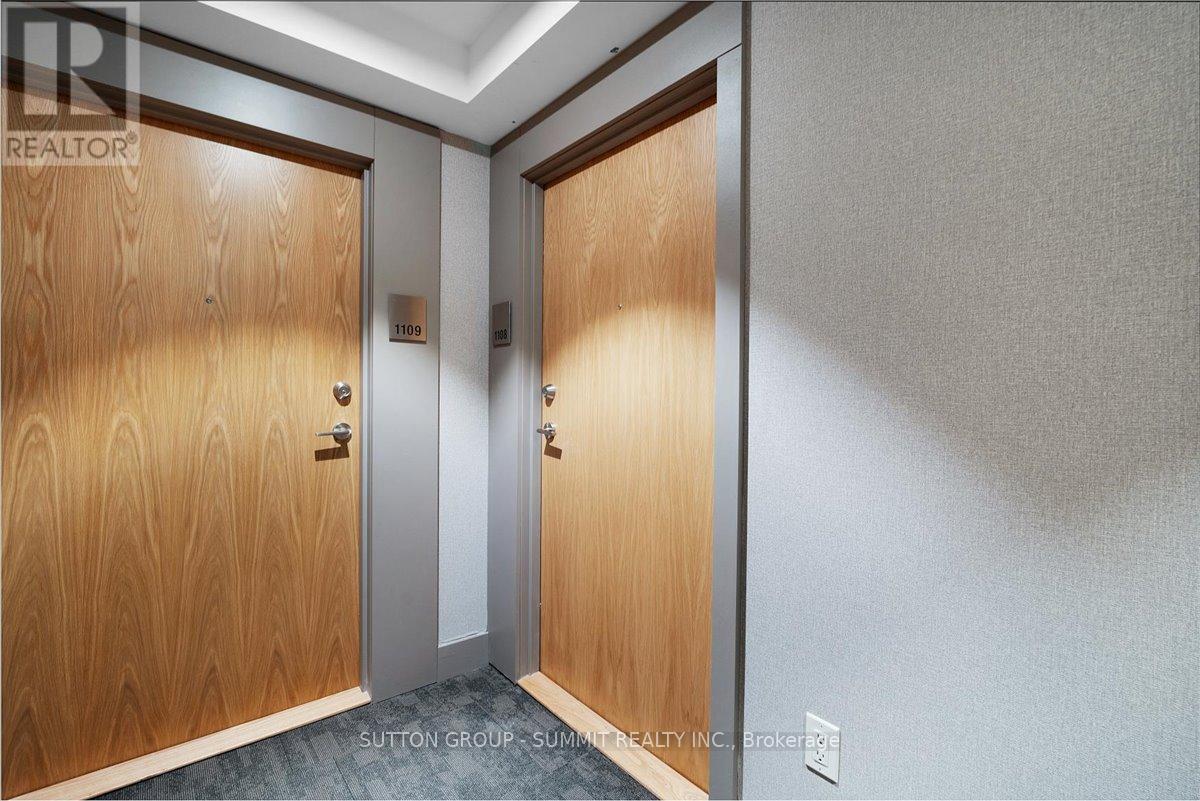 1108 - 1435 Celebration Drive, Pickering, Ontario  L1W 0C4 - Photo 3 - E12455548