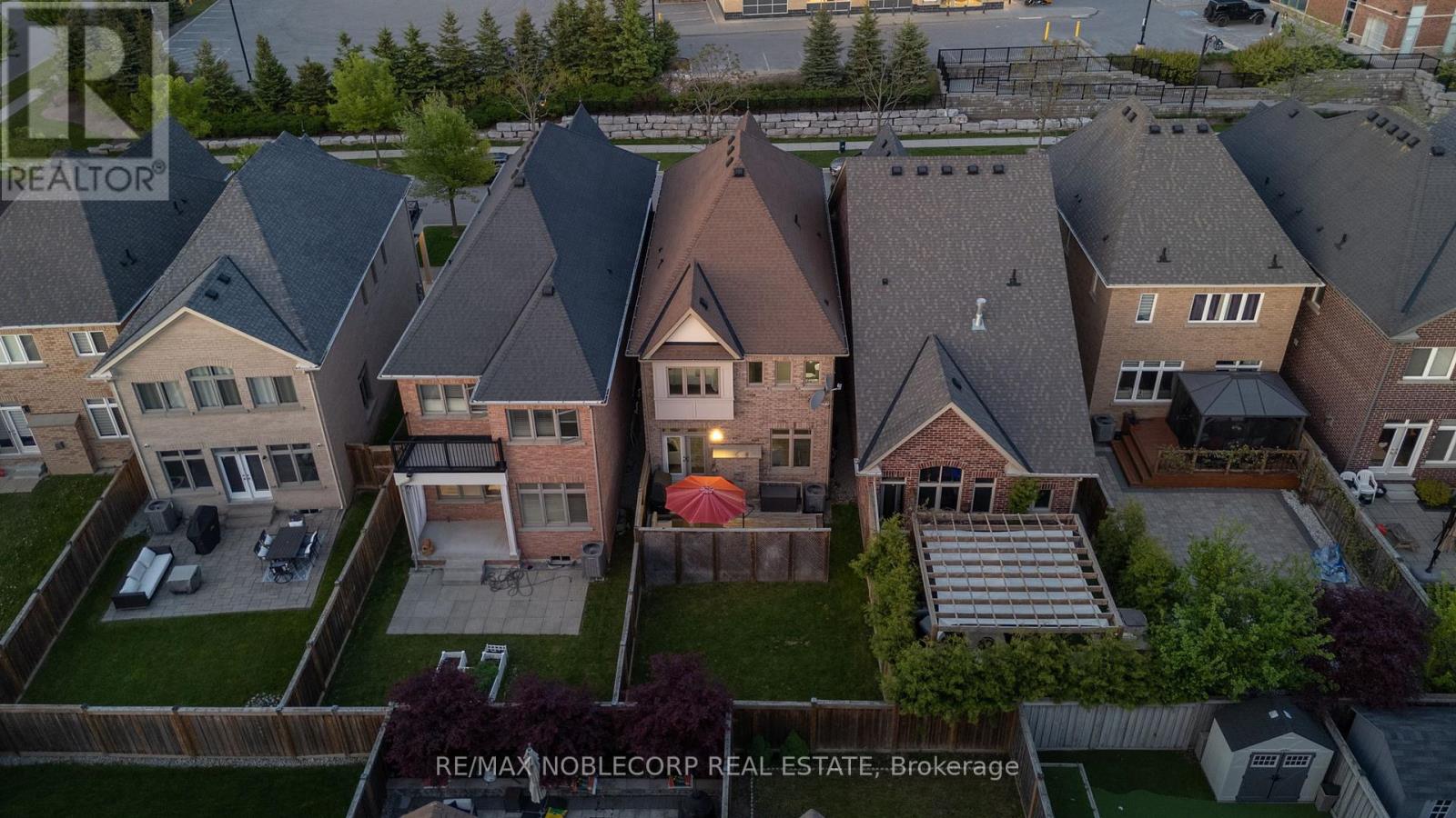 54 Wells Orchard Crescent, King, Ontario  L7B 0C6 - Photo 48 - N12455507