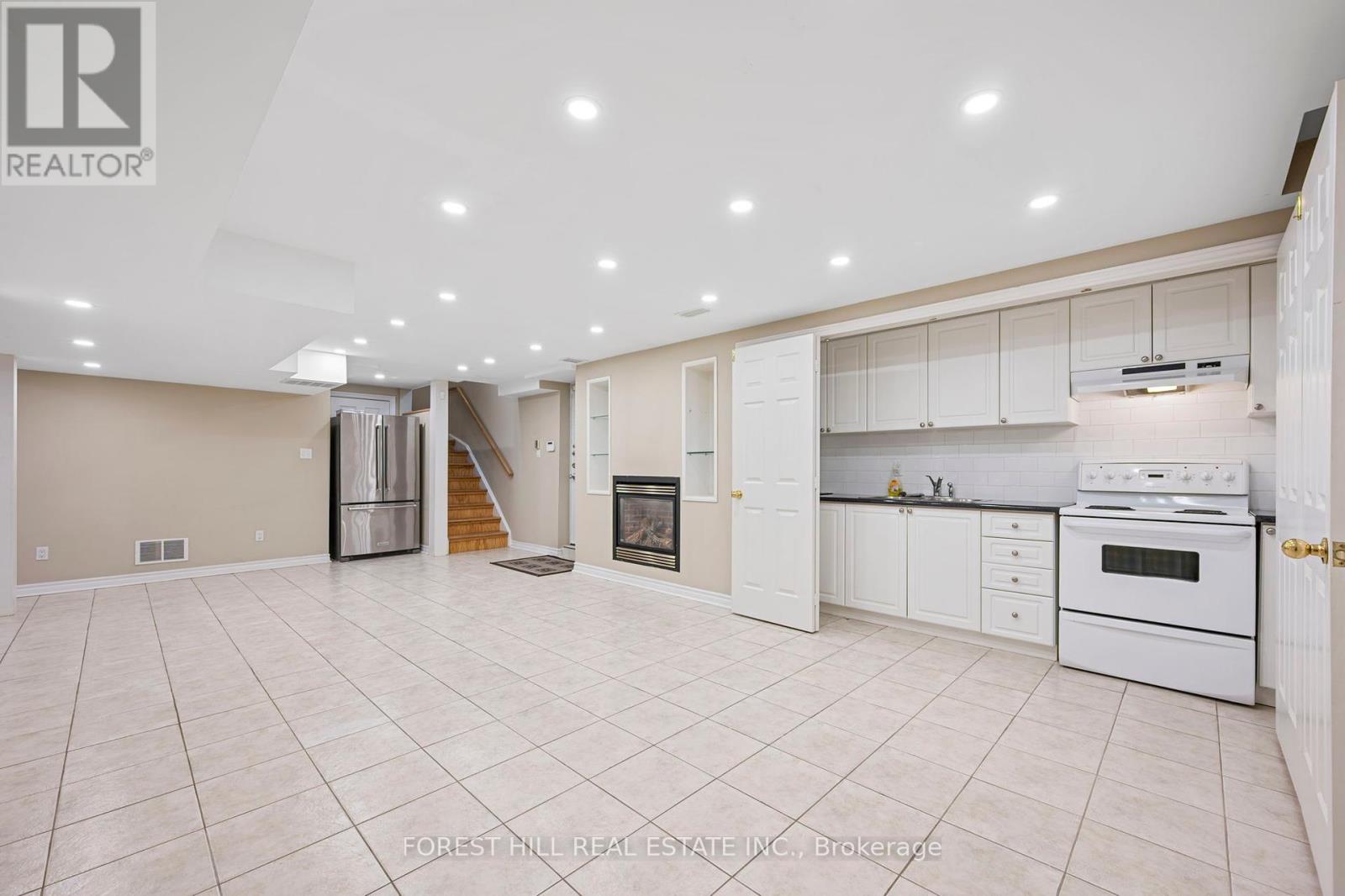 75 Strauss Road, Vaughan, Ontario  L4J 8Z4 - Photo 33 - N12455520