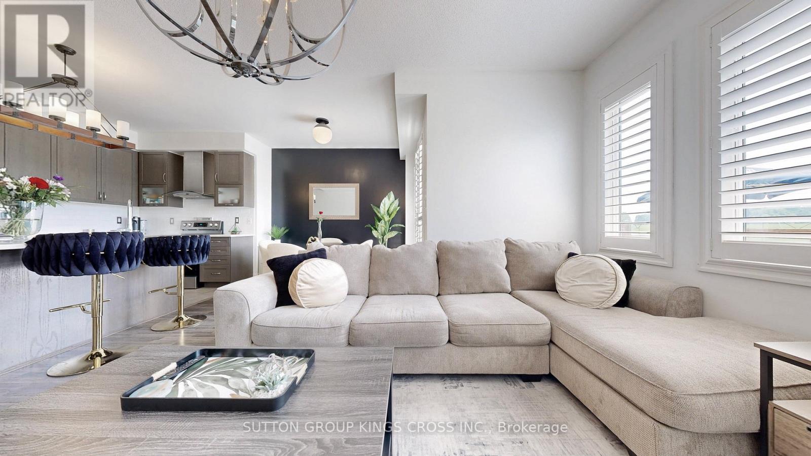 119 Wagner Crescent, Essa, Ontario  L0M 1B6 - Photo 7 - N12455530