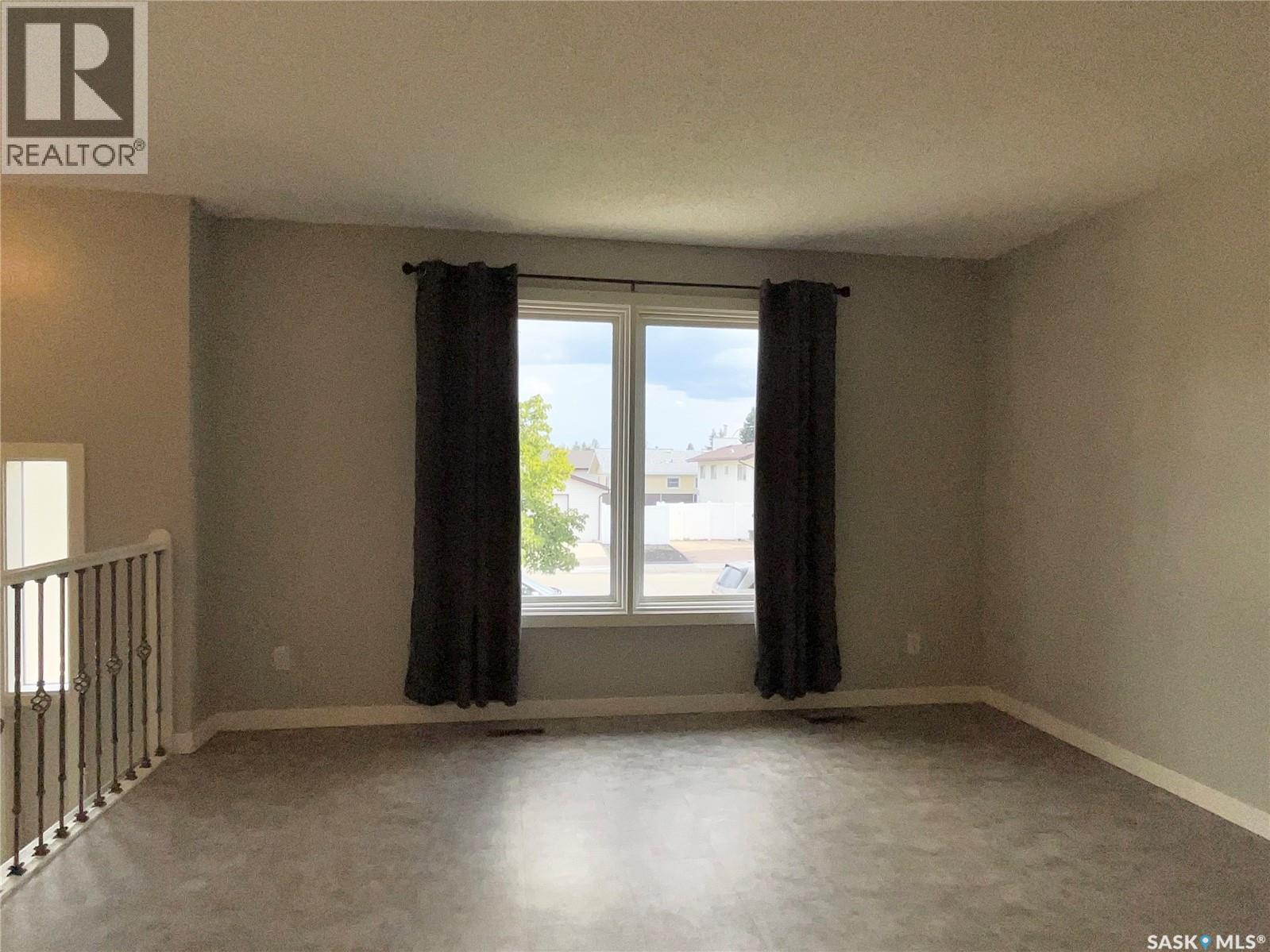 802 Mccormack Road, Saskatoon, Saskatchewan  S7M 5K1 - Photo 5 - SK020483
