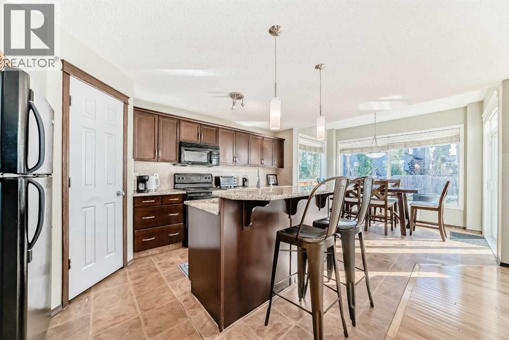 154 New Brighton Lane Se, Calgary, Alberta  T2E 0E2 - Photo 6 - A2259950