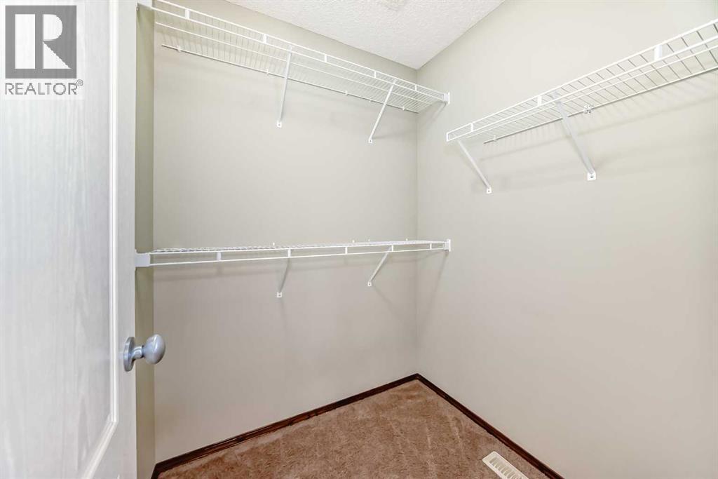 154 New Brighton Lane Se, Calgary, Alberta  T2E 0E2 - Photo 24 - A2259950