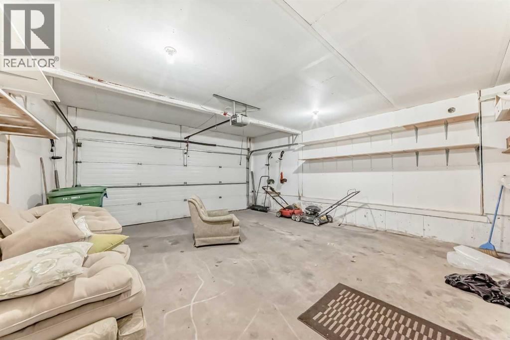 154 New Brighton Lane Se, Calgary, Alberta  T2E 0E2 - Photo 40 - A2259950