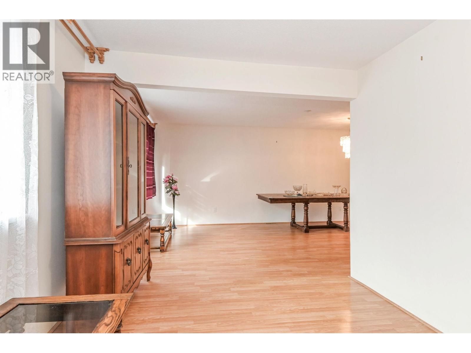 13351 Blundell Road, Richmond, British Columbia  V6W 1B6 - Photo 4 - R3057251