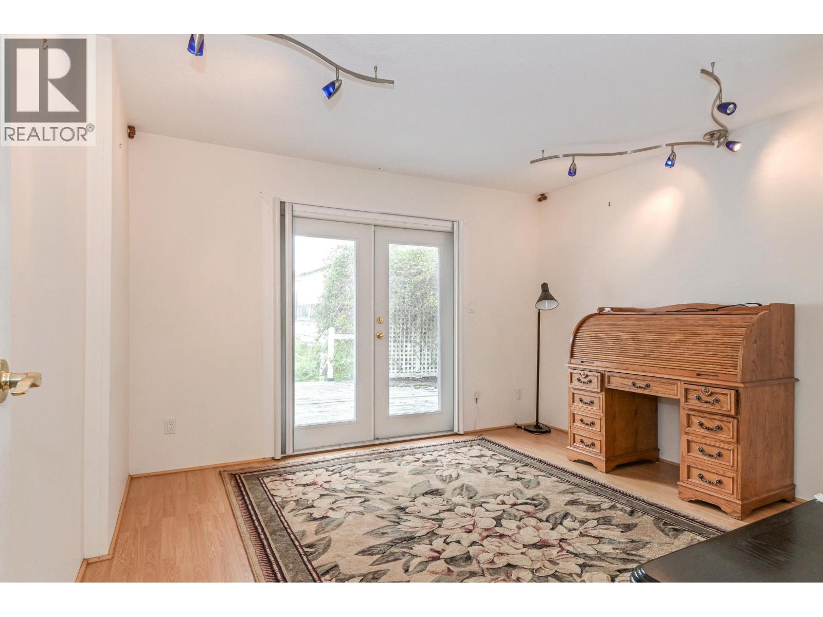 13351 Blundell Road, Richmond, British Columbia  V6W 1B6 - Photo 8 - R3057251