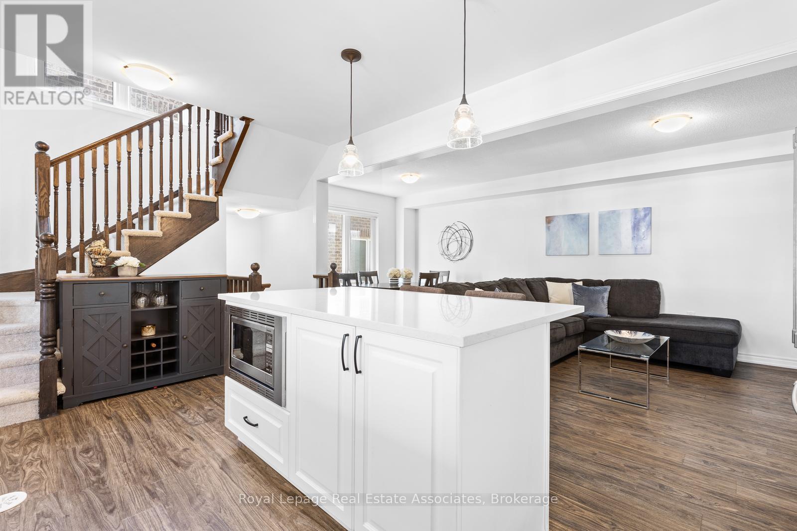 1266 Hop Place, Milton, Ontario  L9E 1S4 - Photo 10 - W12455512