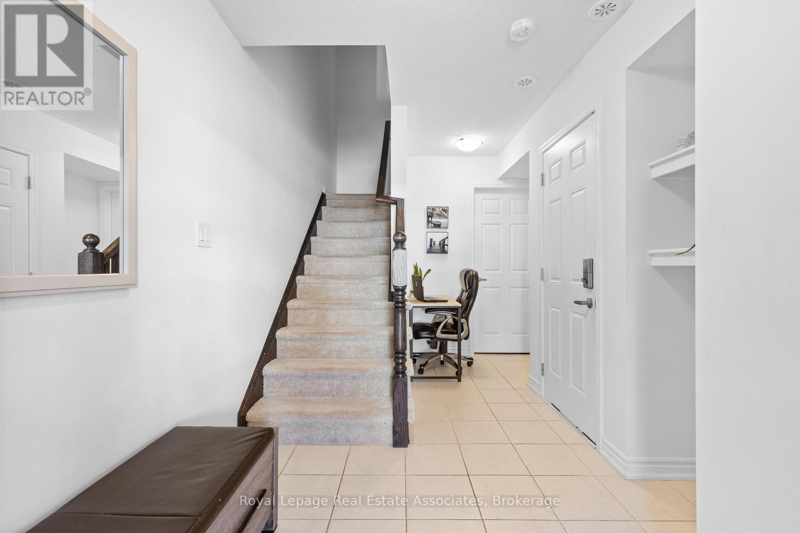 1266 Hop Place, Milton, Ontario  L9E 1S4 - Photo 4 - W12455512