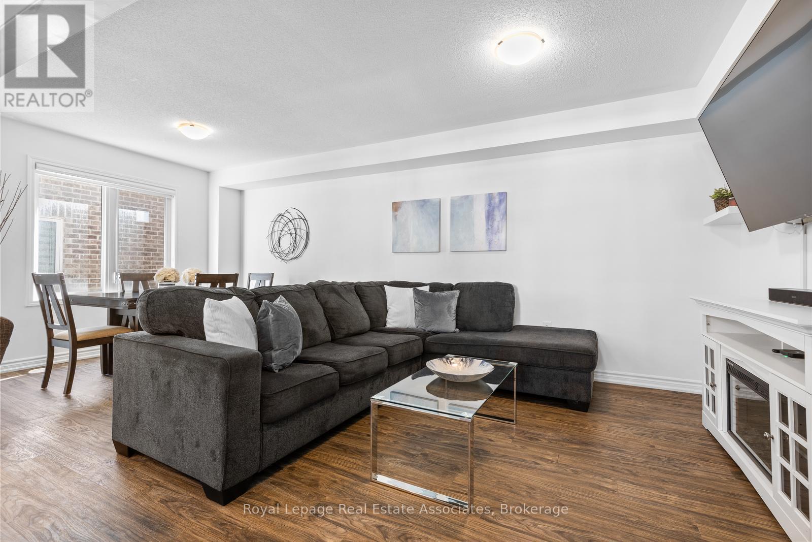 1266 Hop Place, Milton, Ontario  L9E 1S4 - Photo 6 - W12455512