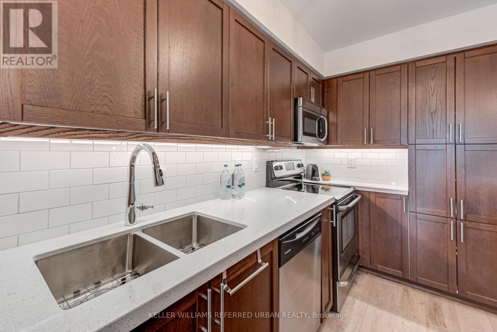 743 - 36 Via Bagnato Street, Toronto, Ontario  M6A 0B7 - Photo 10 - W12455515