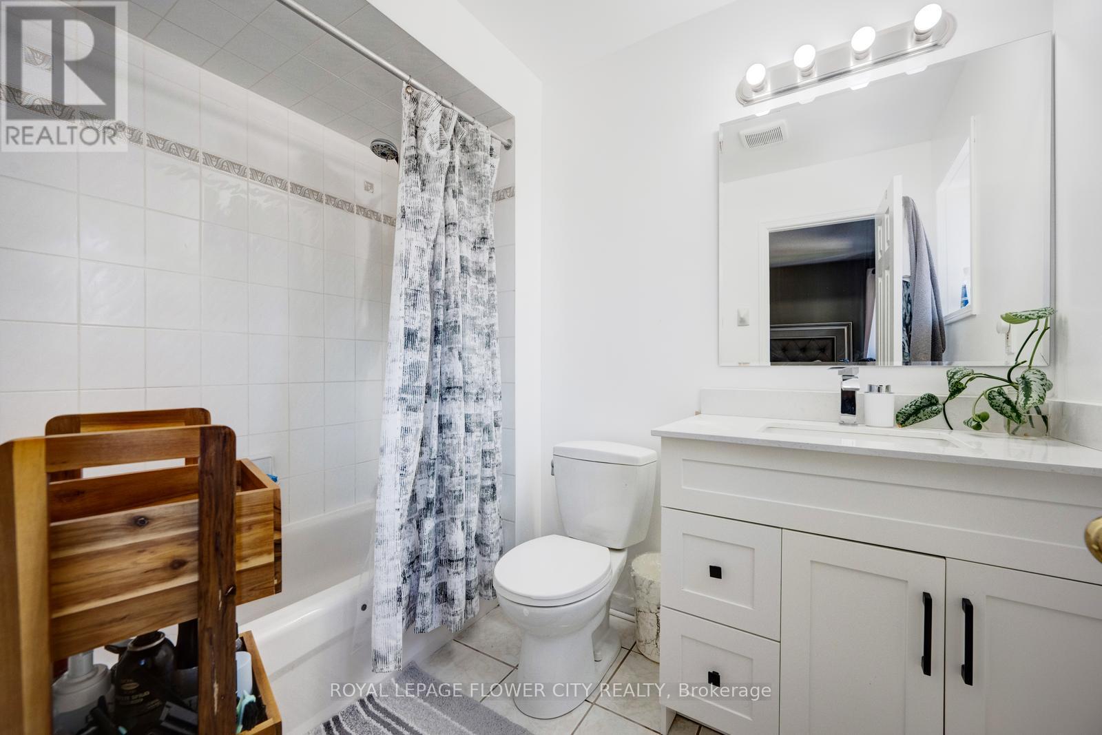 607 Rossellini Drive, Mississauga, Ontario  L5W 1M5 - Photo 20 - W12455521