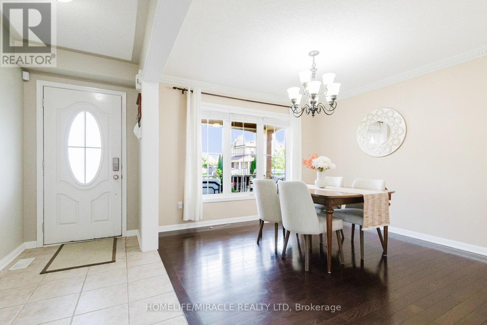 926 Whewell Trail, Milton, Ontario  L9T 8C7 - Photo 14 - W12455524