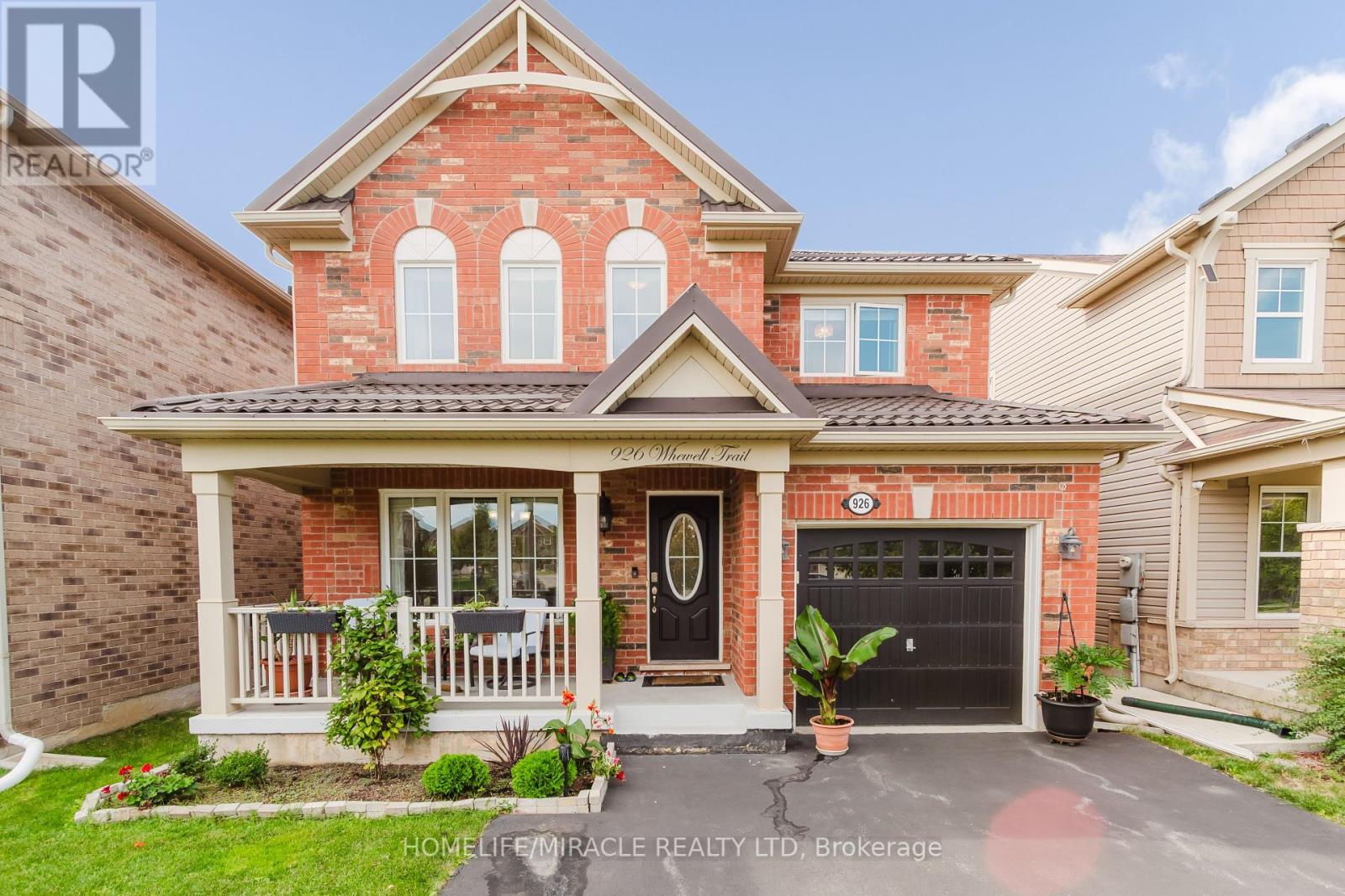 926 Whewell Trail, Milton, Ontario  L9T 8C7 - Photo 2 - W12455524