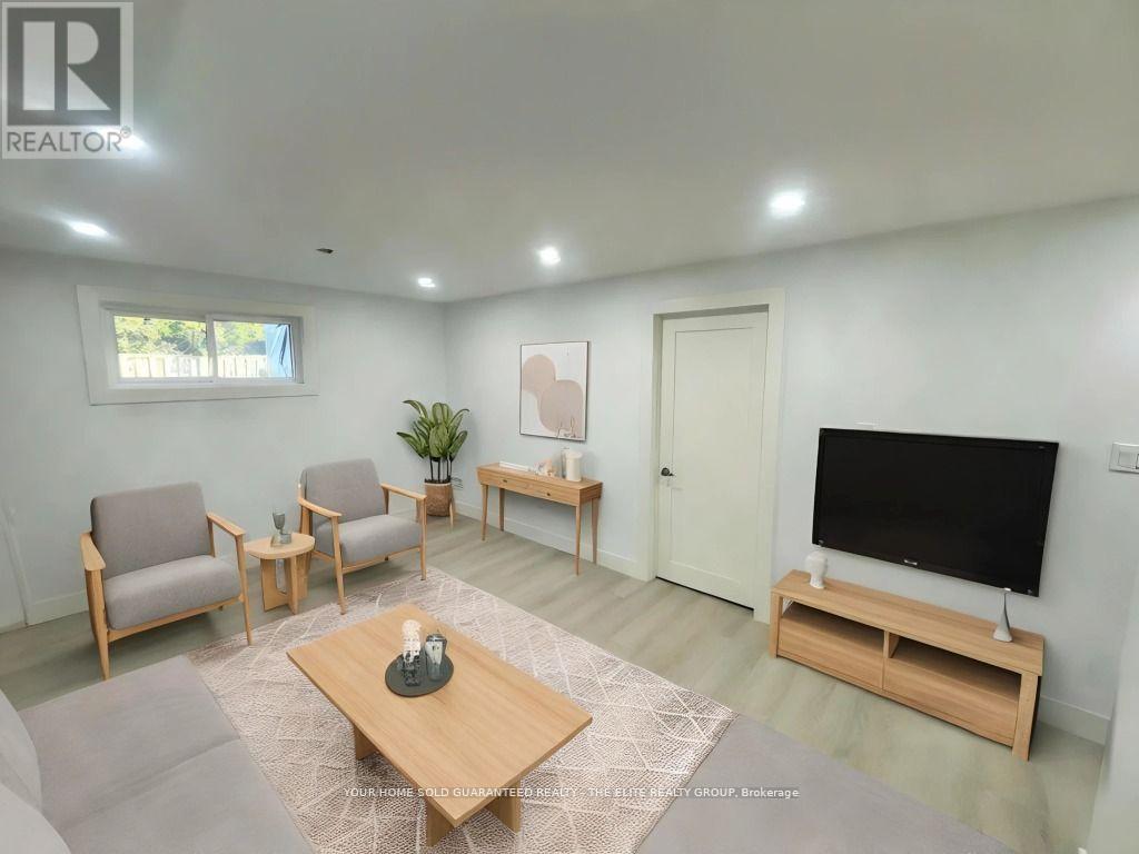 3276 Victory Crescent, Mississauga, Ontario  L4T 1L9 - Photo 10 - W12455527