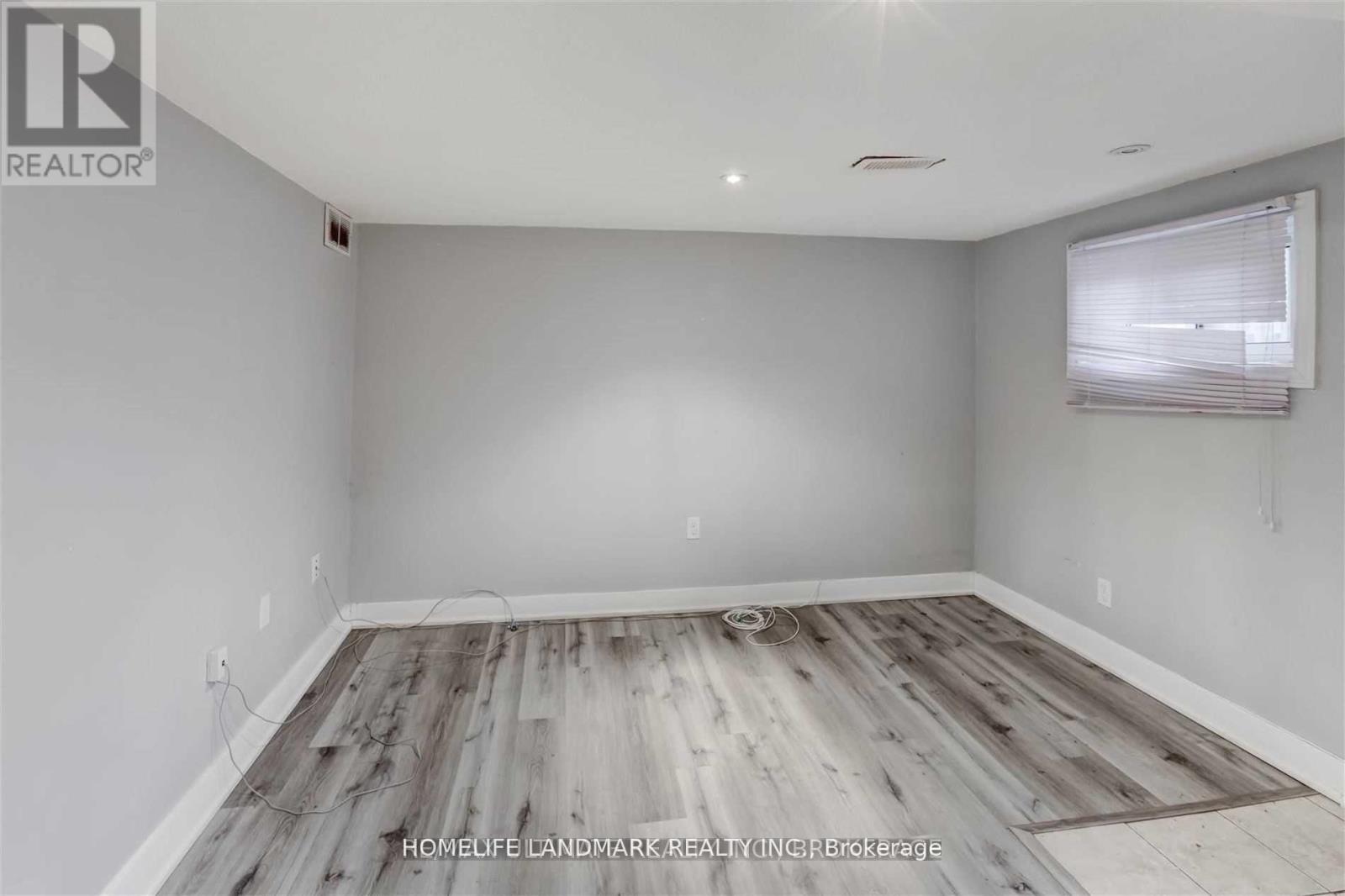 67 Bala Avenue, Toronto, Ontario  M6M 2E2 - Photo 20 - W12455536