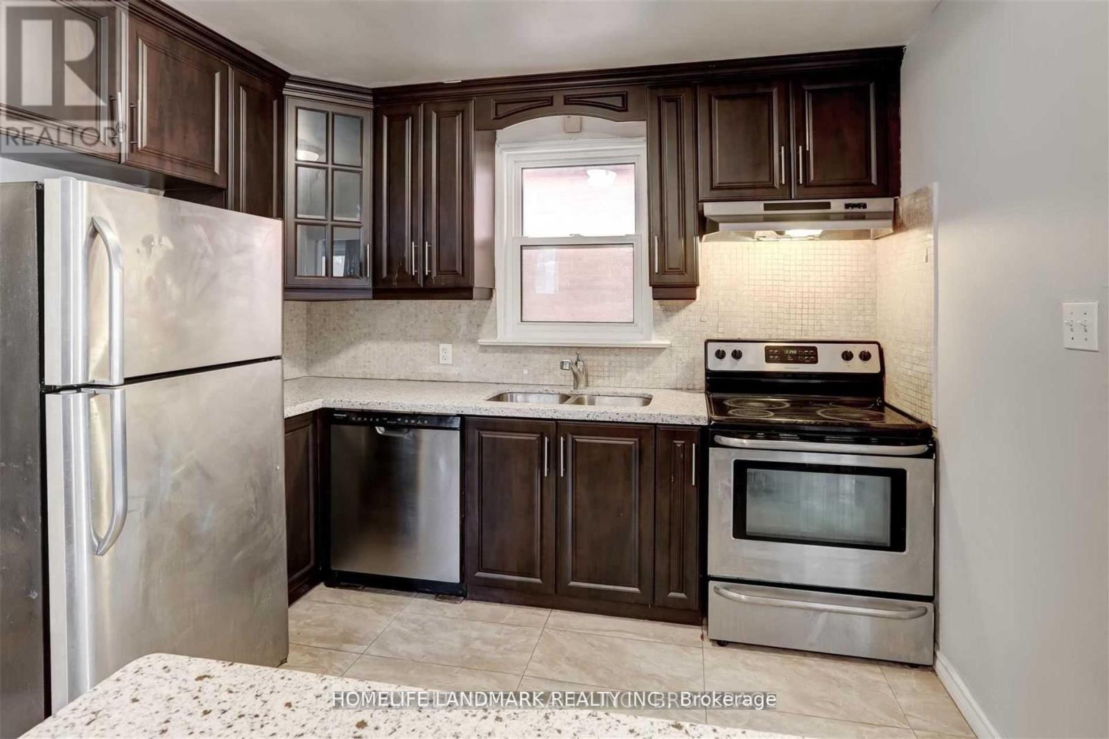 67 Bala Avenue, Toronto, Ontario  M6M 2E2 - Photo 5 - W12455536