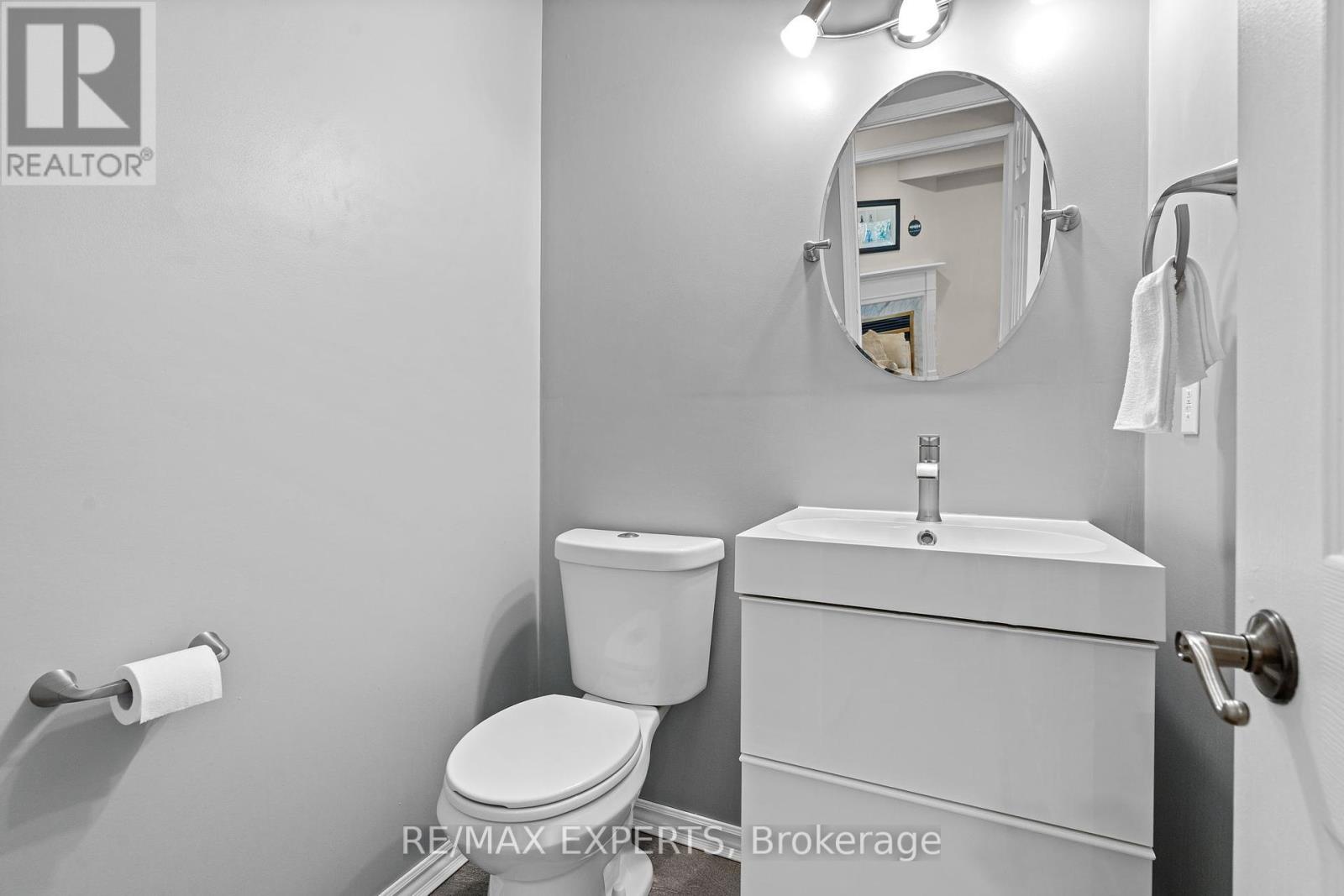 8 Strawberry Hill Court, Caledon, Ontario  L7E 1R9 - Photo 26 - W12455538