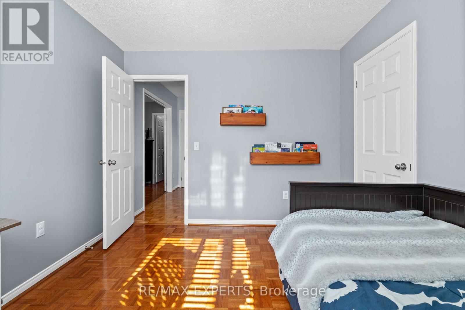 8 Strawberry Hill Court, Caledon, Ontario  L7E 1R9 - Photo 41 - W12455538