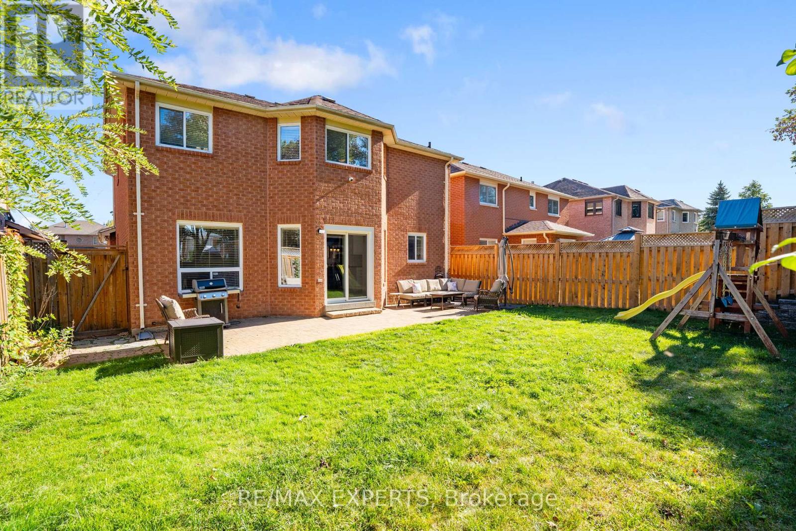 8 Strawberry Hill Court, Caledon, Ontario  L7E 1R9 - Photo 48 - W12455538
