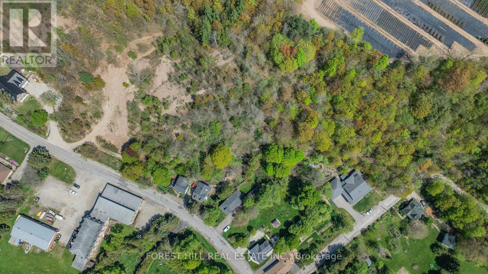 22 Main Street N, Halton Hills, Ontario  L7G 3G8 - Photo 18 - W12455539