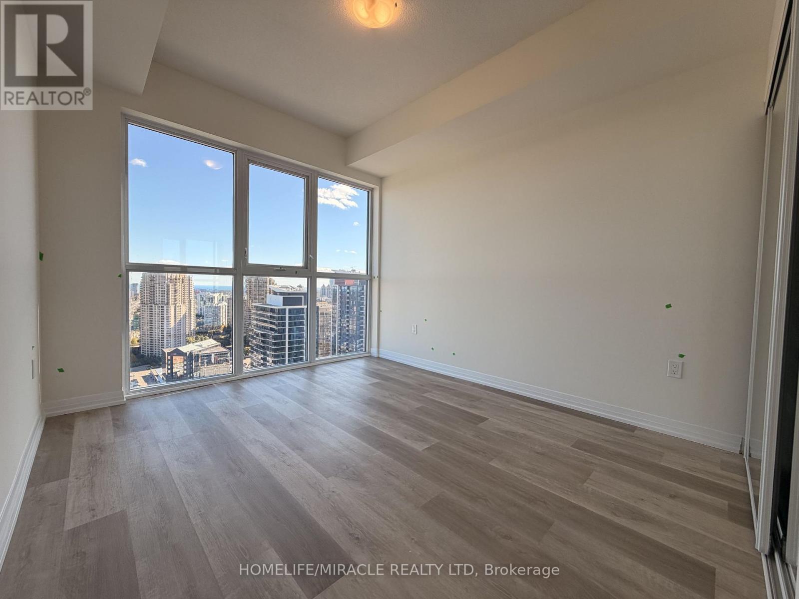 2703 - 15 Watergarden Drive, Mississauga, Ontario  L5R 0H4 - Photo 8 - W12455555