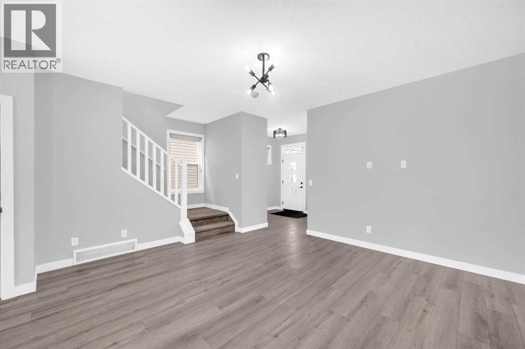 109 Savanna Place Ne, Calgary, Alberta  T3J 5P9 - Photo 11 - A2263590