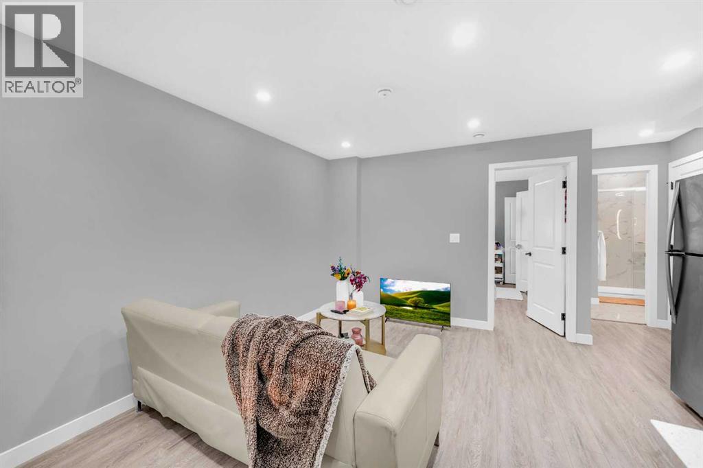 109 Savanna Place Ne, Calgary, Alberta  T3J 5P9 - Photo 37 - A2263590