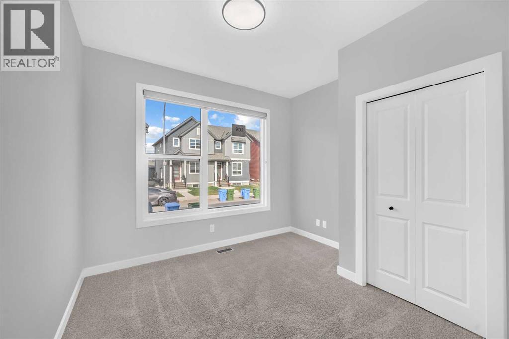 109 Savanna Place Ne, Calgary, Alberta  T3J 5P9 - Photo 7 - A2263590