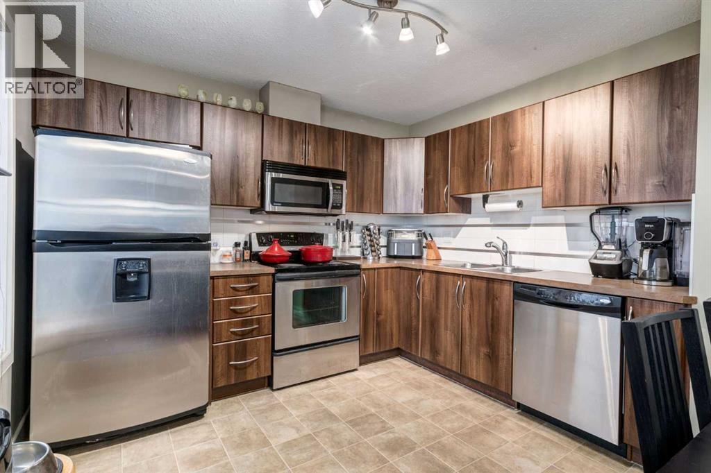 88 Chaparral Ridge Park Se, Calgary, Alberta  t2x 0e3 - Photo 4 - A2255554