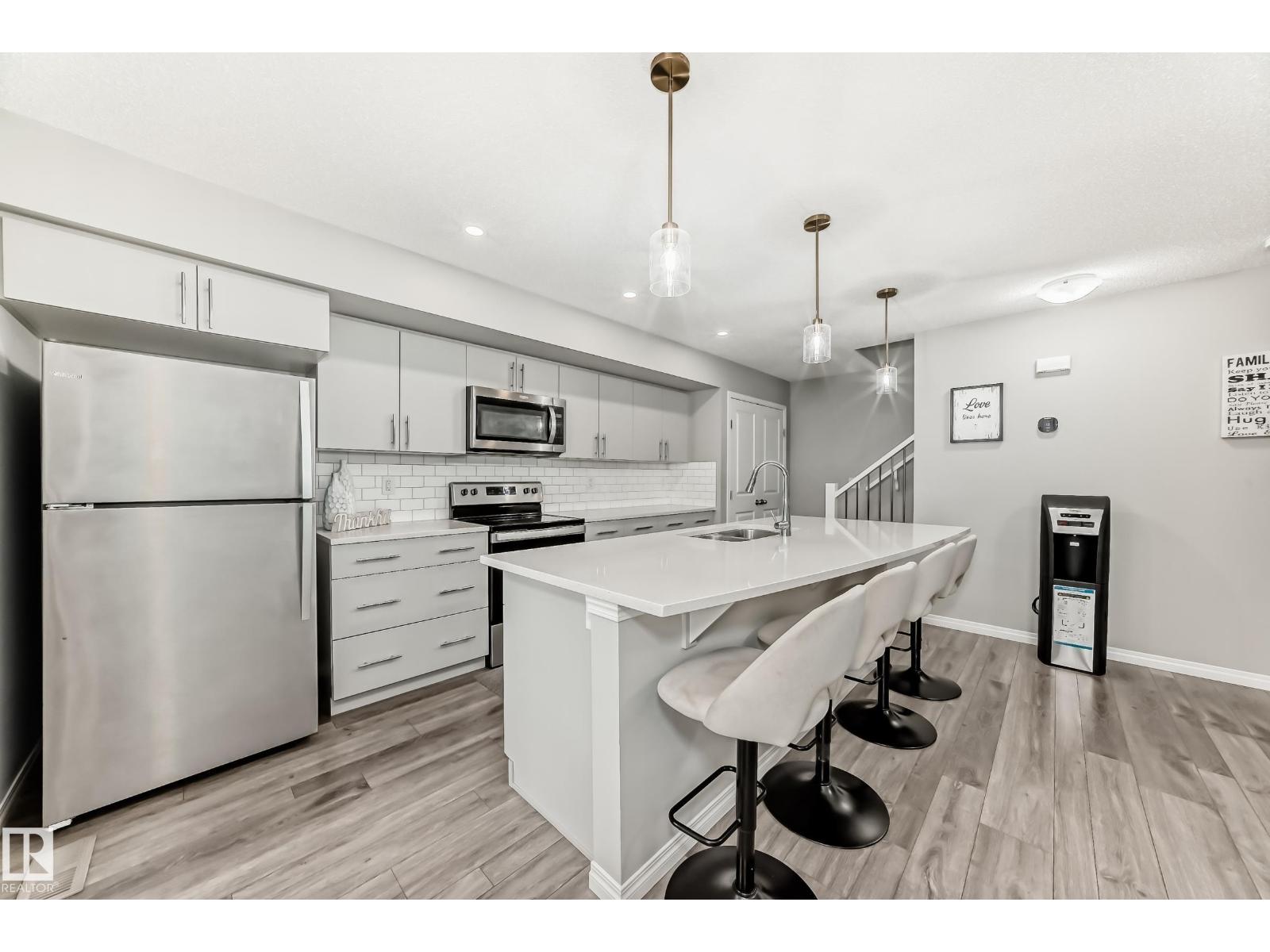 20310 15a Av Nw, Edmonton, Alberta  T6M 1L5 - Photo 4 - E4461578