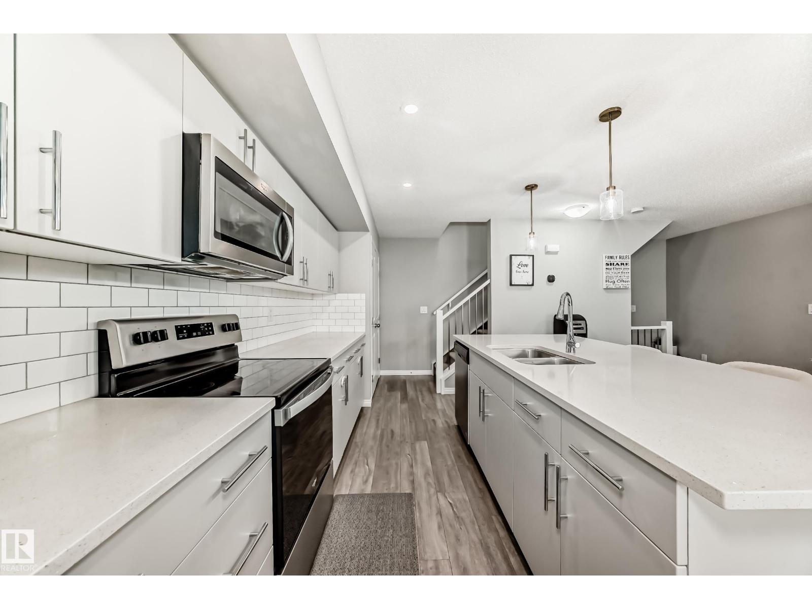 20310 15a Av Nw, Edmonton, Alberta  T6M 1L5 - Photo 5 - E4461578